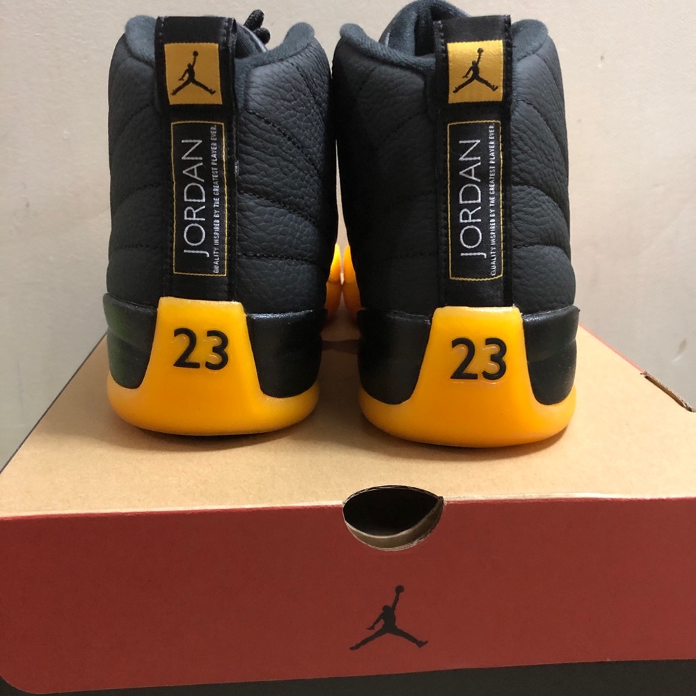 Air jordan 12 University Gold - Picture 3 of 3